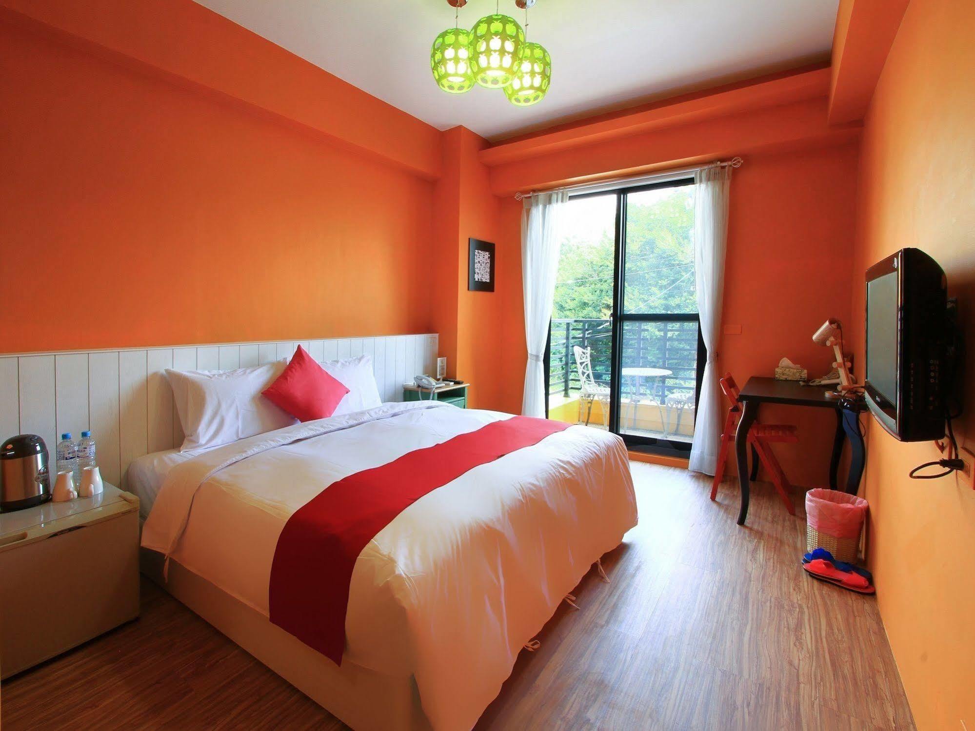 Yu Sen House Bed & Breakfast Кендин Екстериор снимка